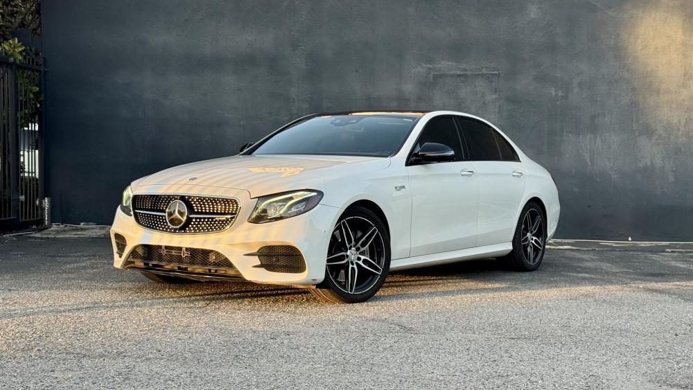 Mercedes-Benz AMG E43 rental Los Angeles