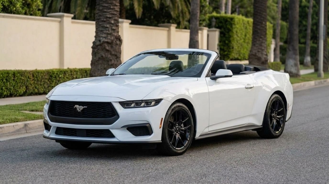 White Ford Mustang, photo 1 of 2