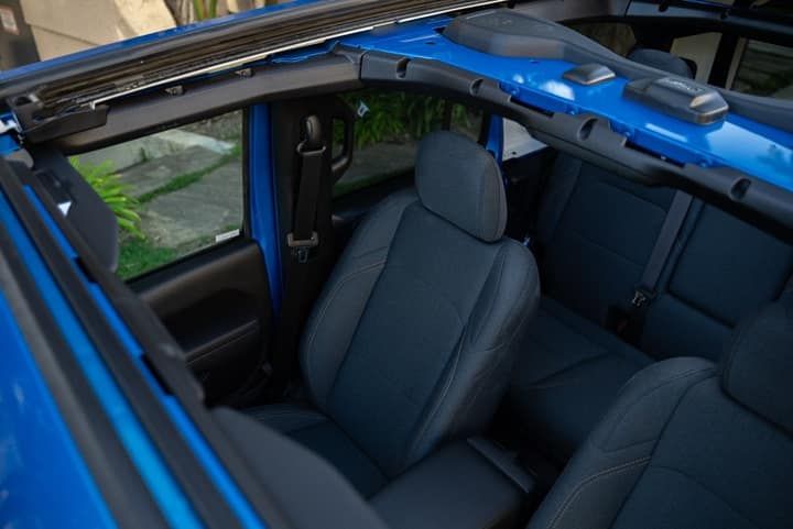 Jeep Wrangler rental in Los Angeles