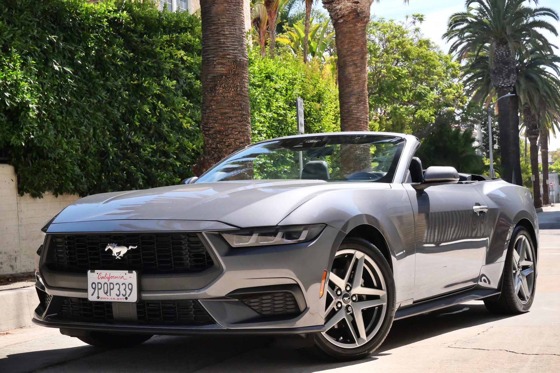 Ford Mustang Convertible rental Los Angeles