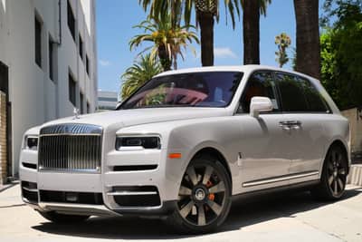 Rolls-Royce Cullinan White rental in Los Angeles